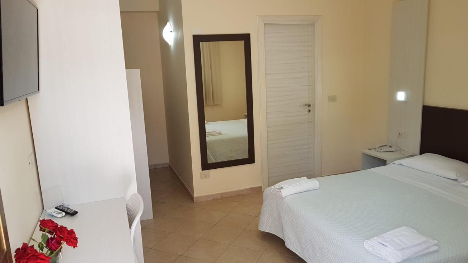 Hotel La Praia Zambrone Dış mekan fotoğraf